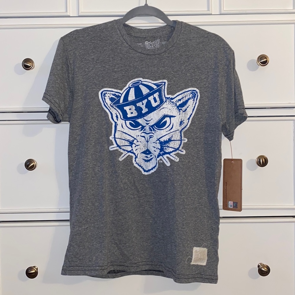 Women’s gray BYU shirt
